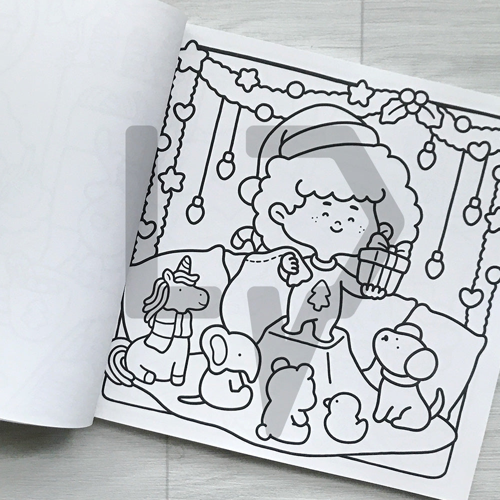 Coco Wyo Cozy Christmas Coloring Book 코지 크리스마스