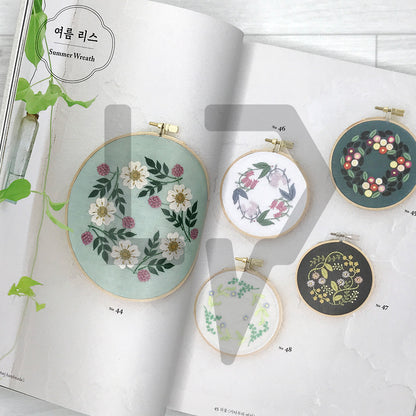 Bouquets and Wreaths: Botanical Embroidery Capturing the Beauty of the Four Seasons 부케와 리스: 사계절의 아름다움을 담은 식물 자수